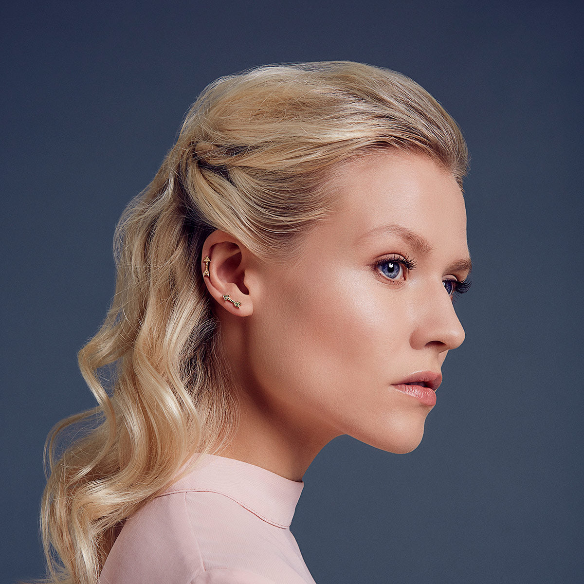 Stud Club Pink Sapphire Arrow