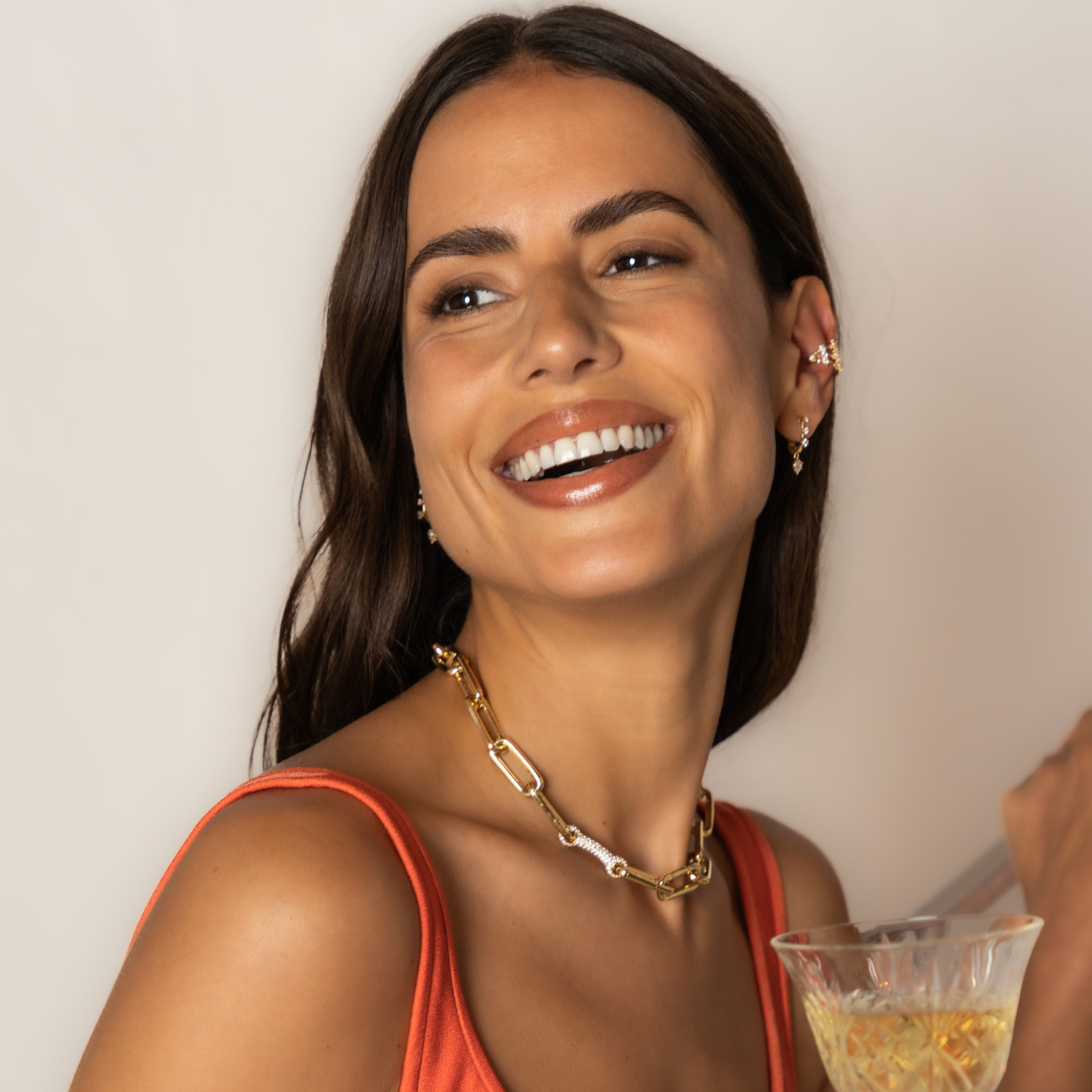 Short Identity Necklace With Diamond Bar